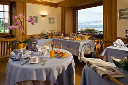 Hotel Restaurant Du Port Yvoire Restaurant photo